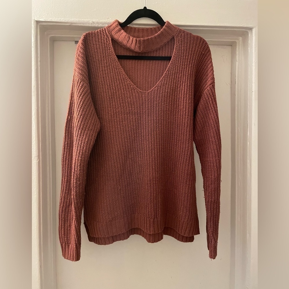 Lumiere Mauve open neck sweater size medium